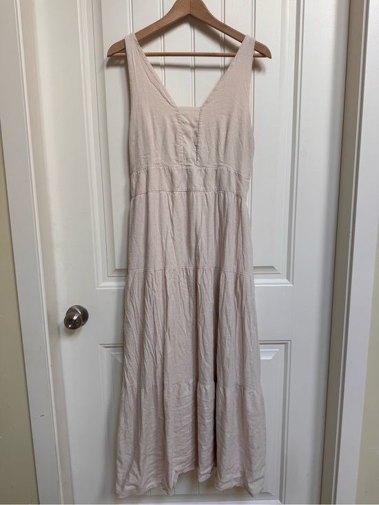 Luisa Perla Dresses & Skirts - Luisa Perla Cream Linen Blend Tiered Maxi Sundress with Pockets. Size XL